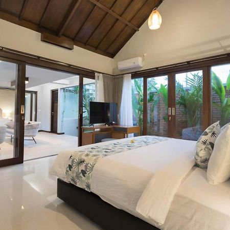 Villa Ciwuwi Balangan By Nagisa Bali Jimbaran Esterno foto